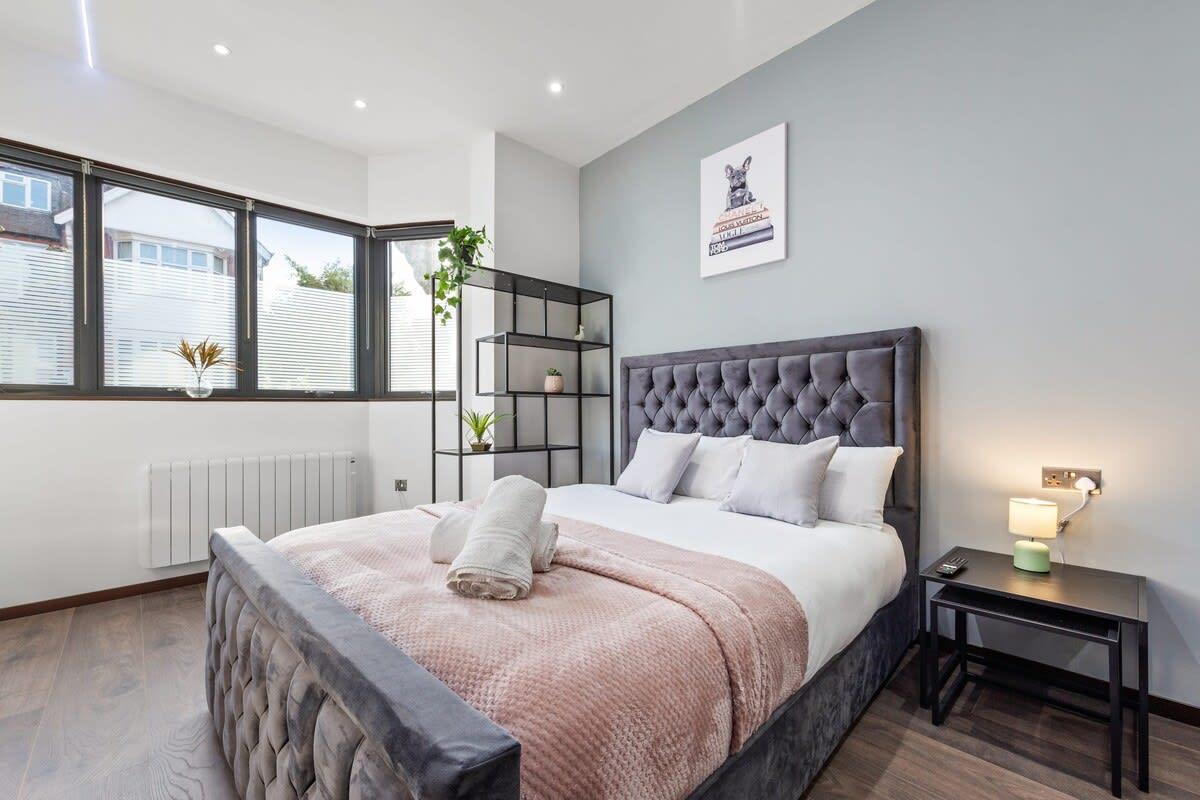Luxury Cosy Studio Apartment Sleeps 2 serviced apartment - London - VivreStays