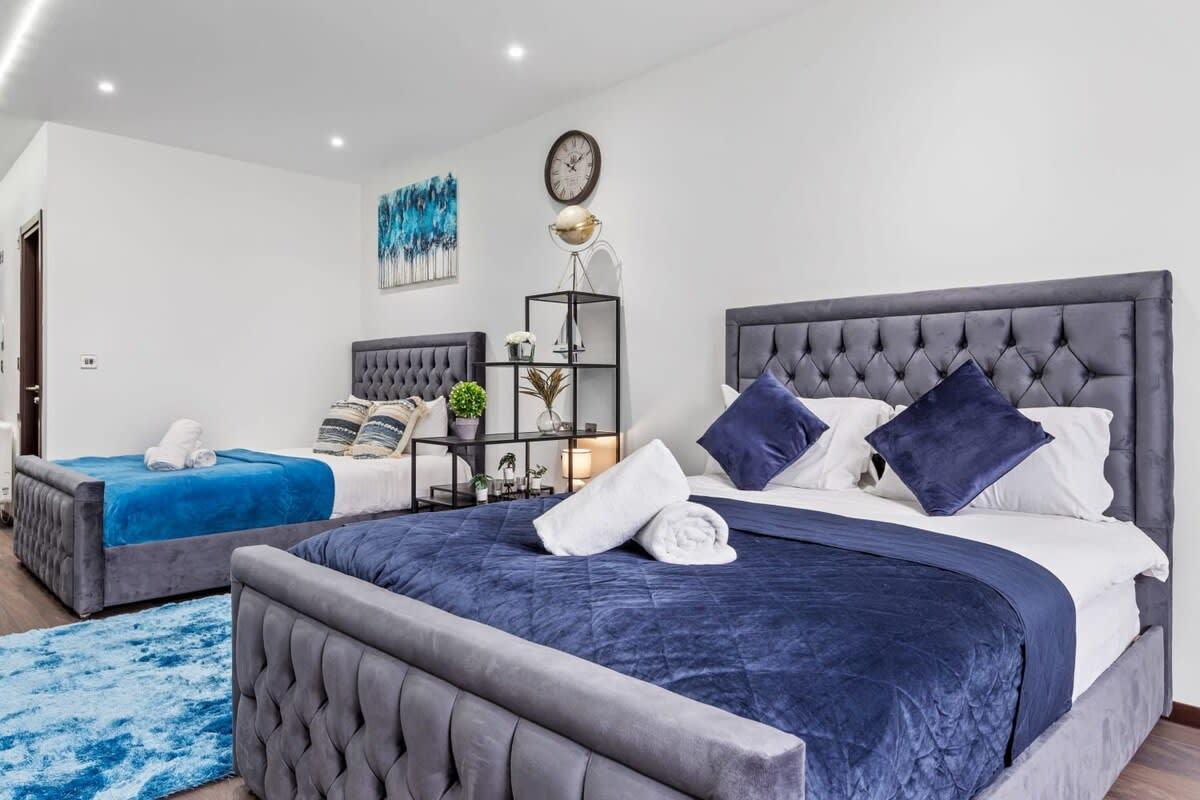 Modern Spacious Sleeps 4 Studio Golders Green serviced apartment - London - VivreStays