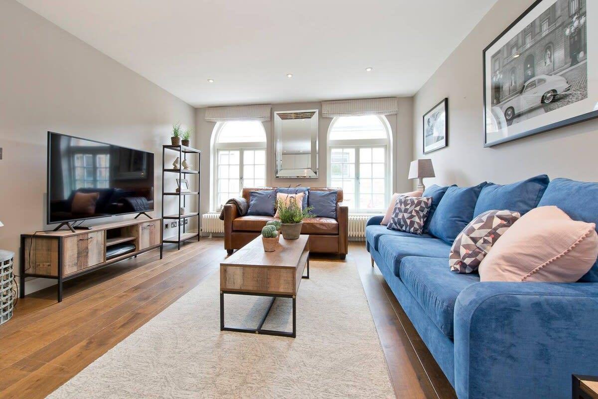 Modern 2-Bedroom Apartment, Notting Hill serviced apartment - London - VivreStays