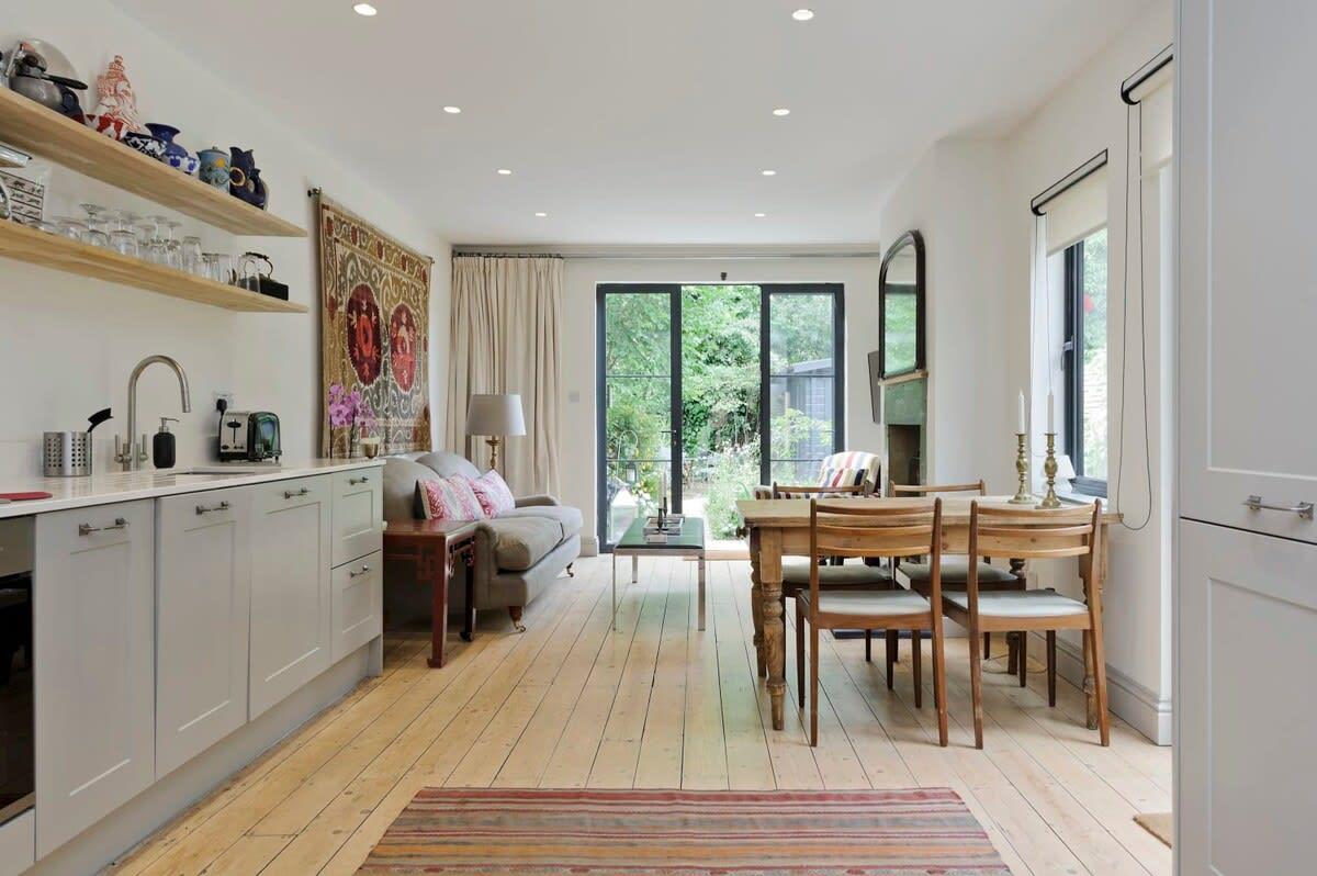 Gorgeous 1 Bed Garden Flat, Kensal serviced apartment - London - VivreStays