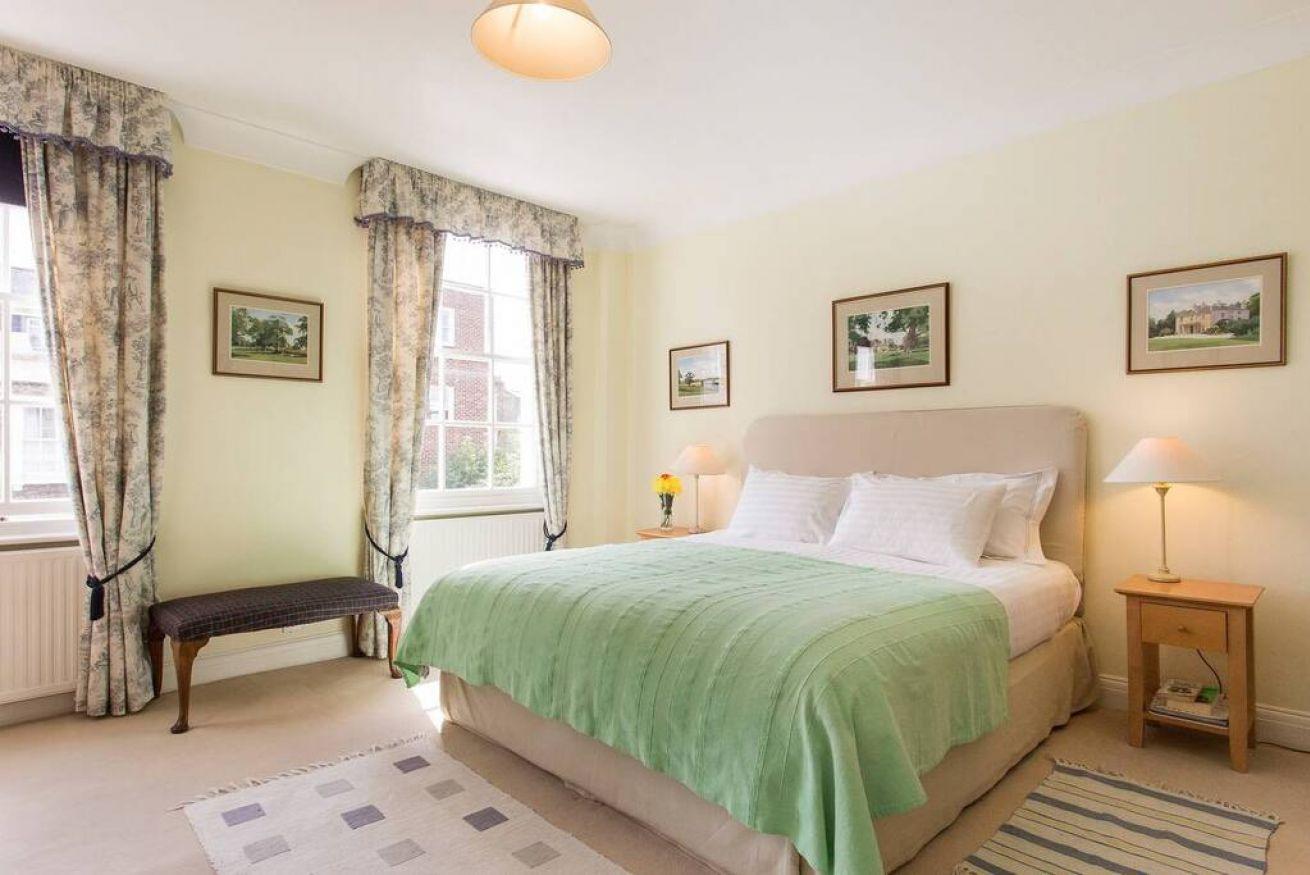 Elegant flat in Pimlico, close to Warwick Square serviced apartment - London - VivreStays