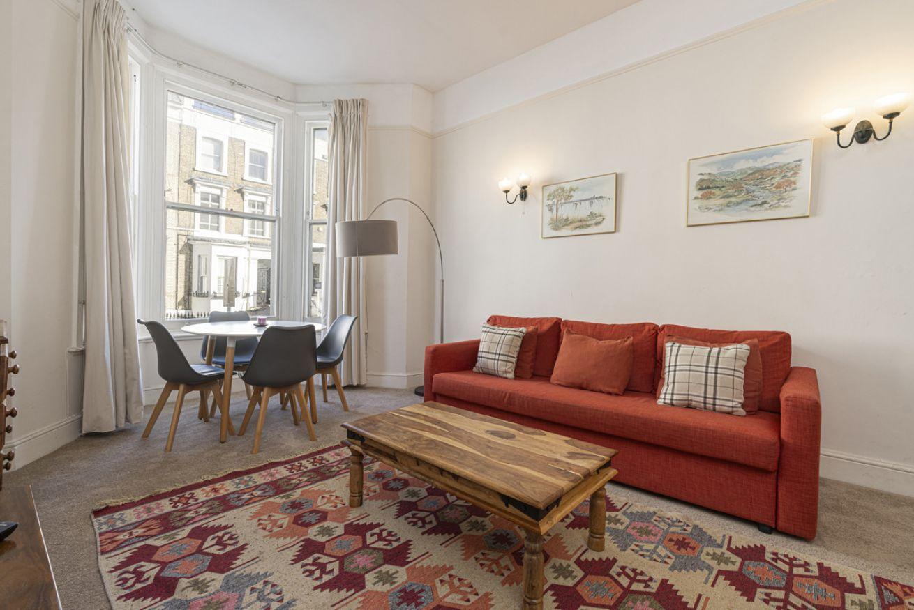 Cozy residence in West Brompton serviced apartment - London - VivreStays