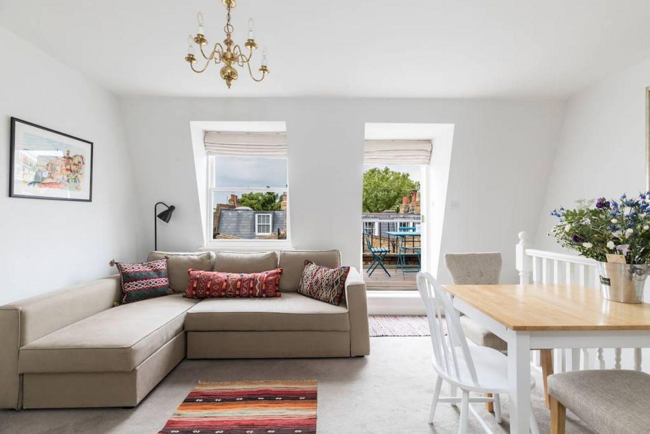 Charming flat with balcony in Pimlico serviced apartment - London - VivreStays