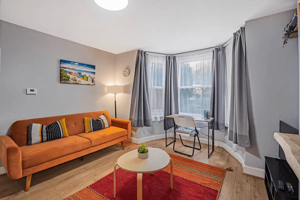 Tulse Hill - 1BD w/ beautiful private garden - Pass the Keys serviced apartment - London - VivreStays