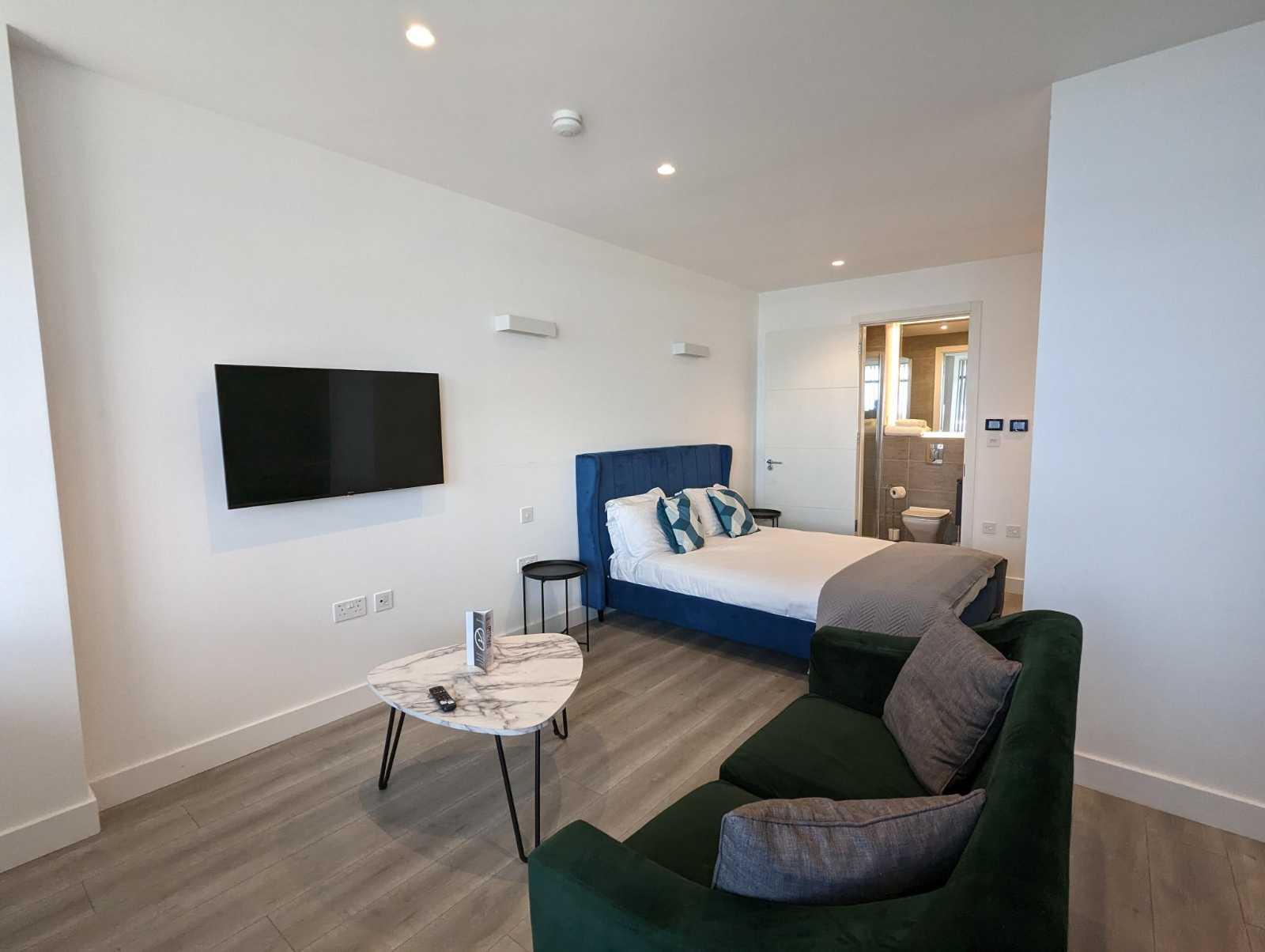 Standard Studio - Charles Hope London Brentford serviced apartment - Brentford - VivreStays