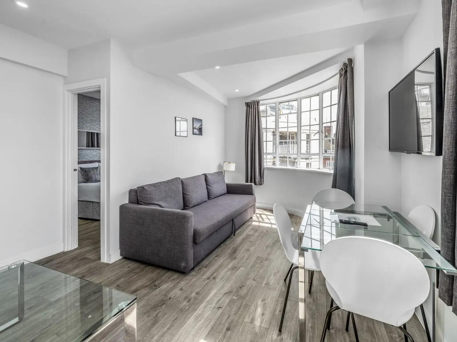 One Bedroom Apartment ( Plus a Sofa Bed) serviced apartment - London - VivreStays