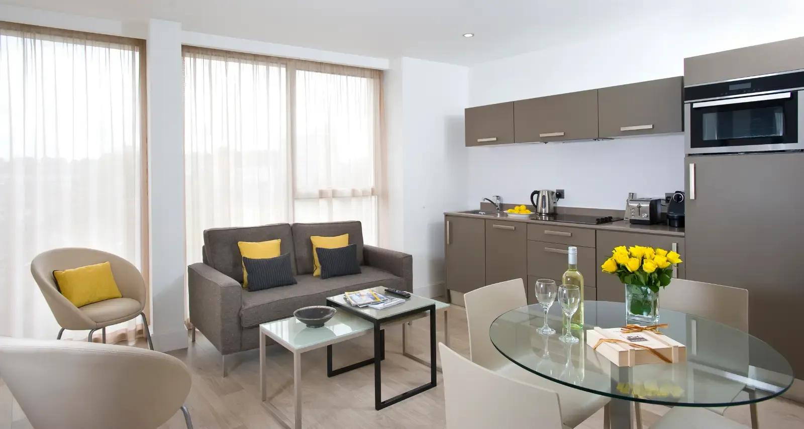 The Rosebery by Supercity Aparthotels - City View Two Bedroom Suite serviced apartment - London - VivreStays