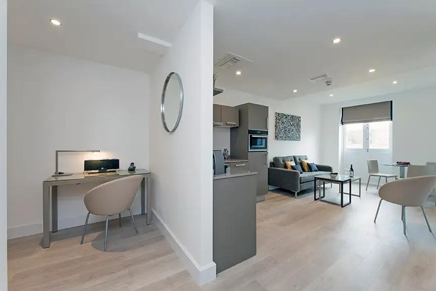 The Rosebery by Supercity Aparthotels - One Bedroom Executive Suite serviced apartment - London - VivreStays