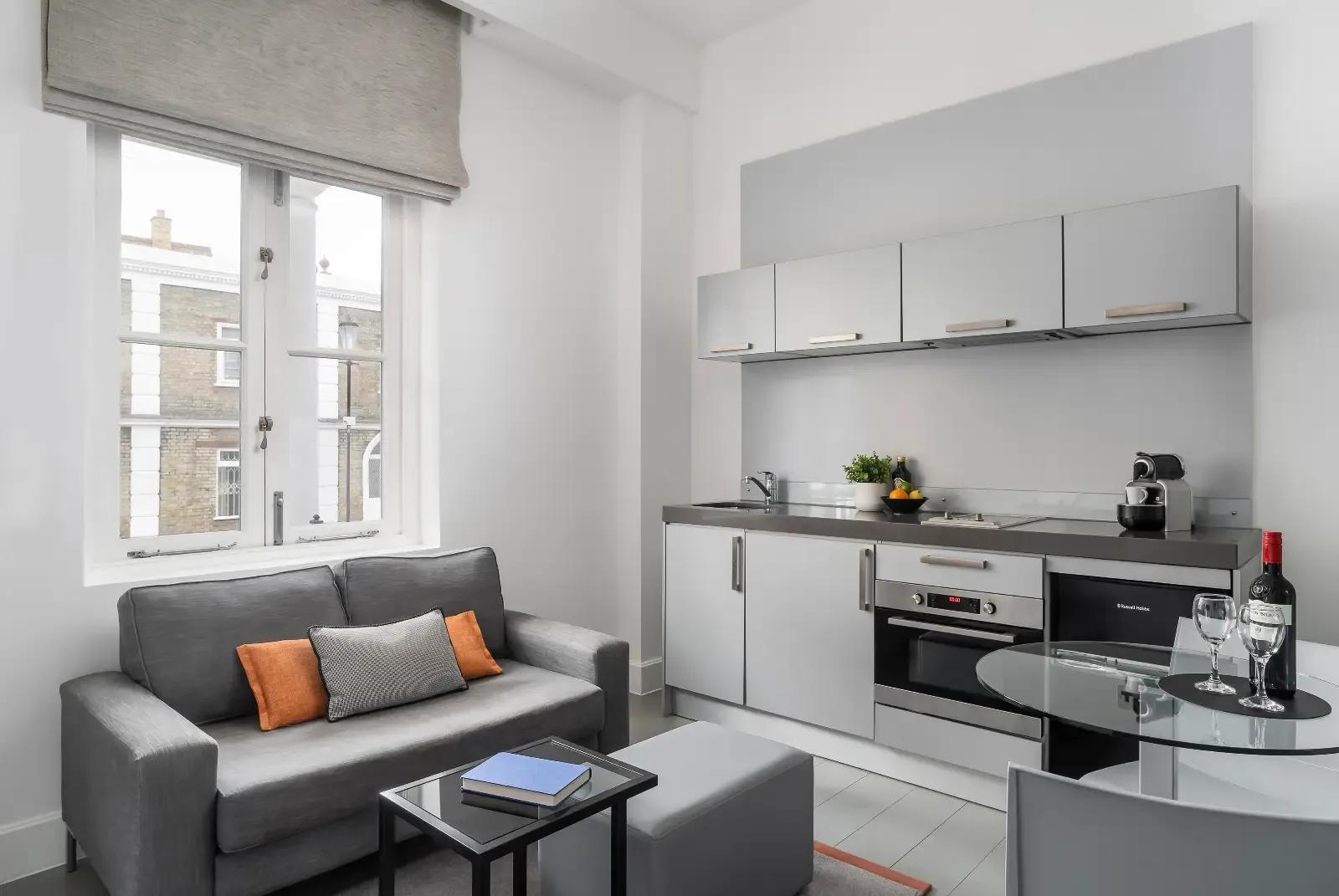 Templeton Place by Supercity Aparthotels - Studio Suite serviced apartment - London - VivreStays