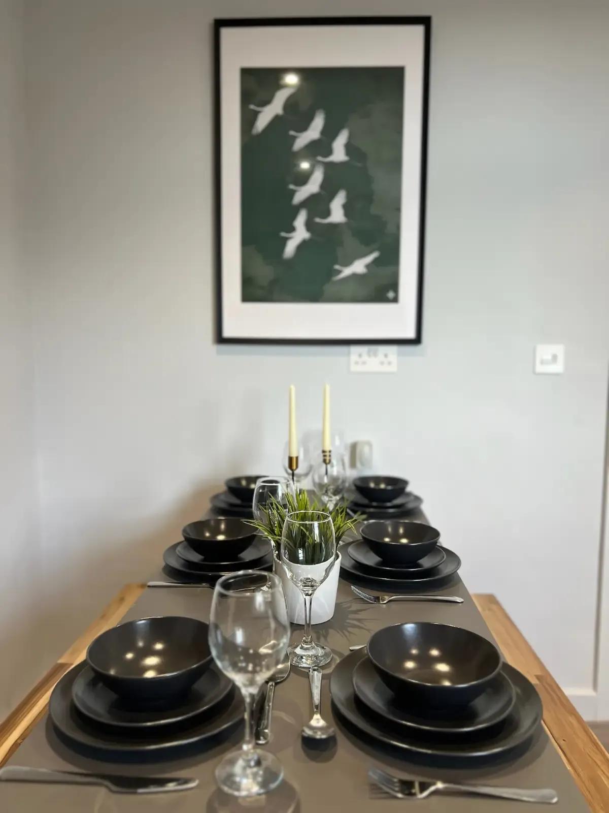 The Aviary Lower · Spacious 3 Bedroom Apartment in Westbourne, Bournemouth · Sleeps 10 serviced apartment - Bournemouth - VivreStays