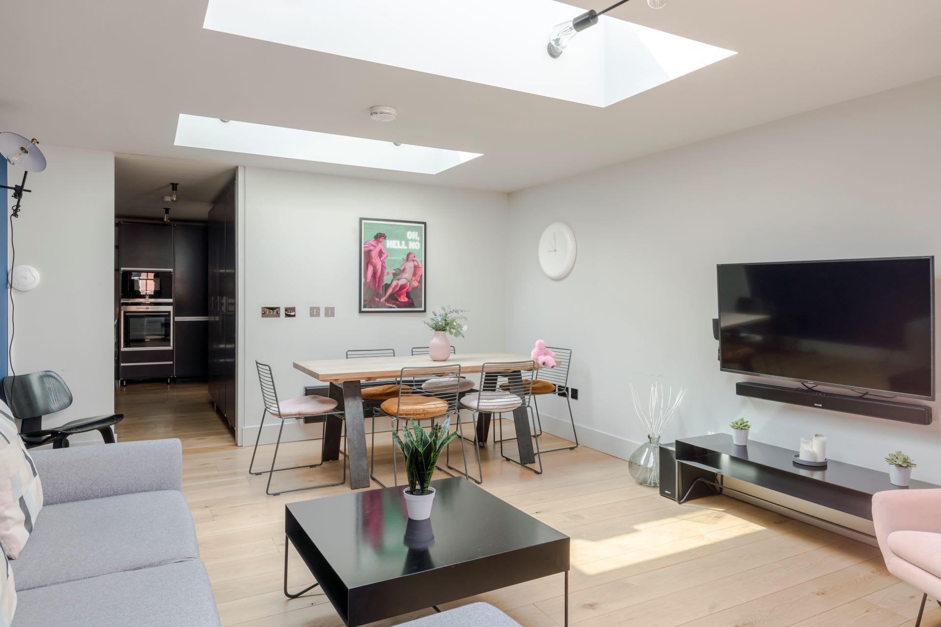 View Covent Garden Penthouse · Terrace · Sleeps 8 Covent Garden Penthouse · Terrace · Sleeps 8 serviced apartment - London - VivreStays