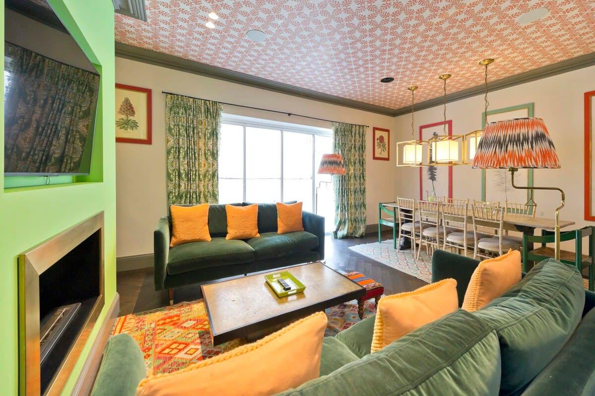 View Colourful 3 Bed Kensington Garden Flat Colourful 3 Bed Kensington Garden Flat serviced apartment - London - VivreStays