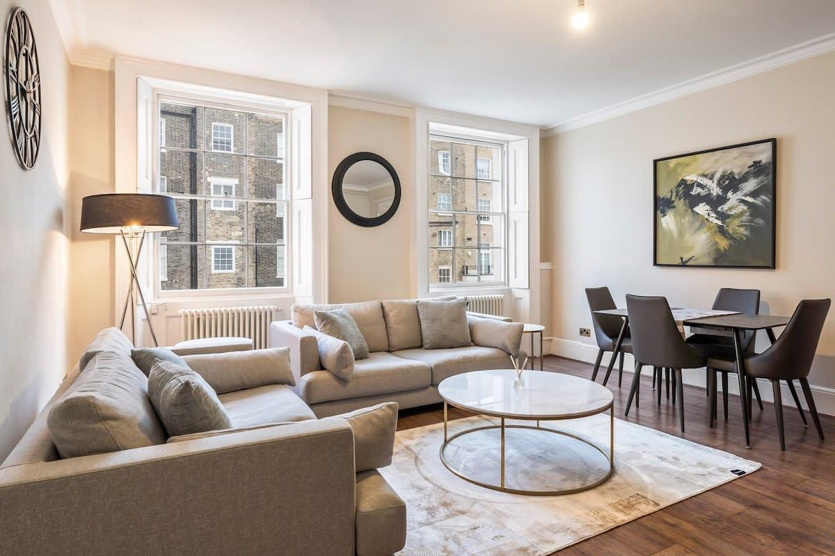 View Two Bed Apartment in Belgravia with Balcony Two Bed Apartment in Belgravia with Balcony serviced apartment - London - VivreStays