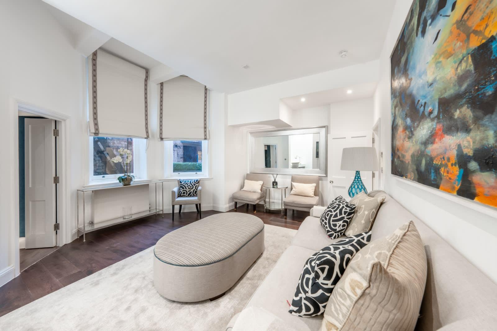 View Elegant Knightsbridge Apartment near Harrods Elegant Knightsbridge Apartment near Harrods serviced apartment - London - VivreStays
