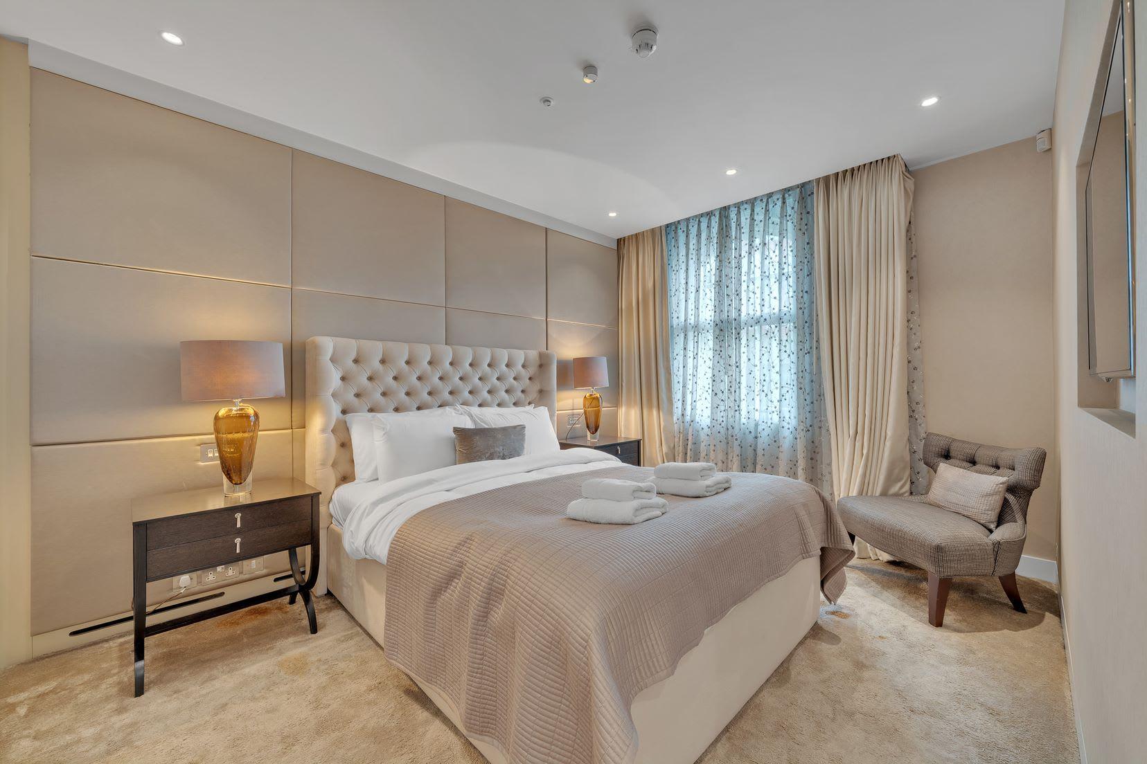 View Stylish Apartment with AC in Baker St Stylish Apartment with AC in Baker St serviced apartment - London - VivreStays