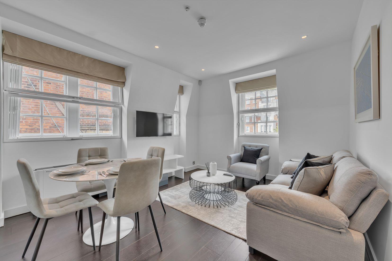 View Modern loft with AC and lift in Baker St Modern loft with AC and lift in Baker St serviced apartment - London - VivreStays