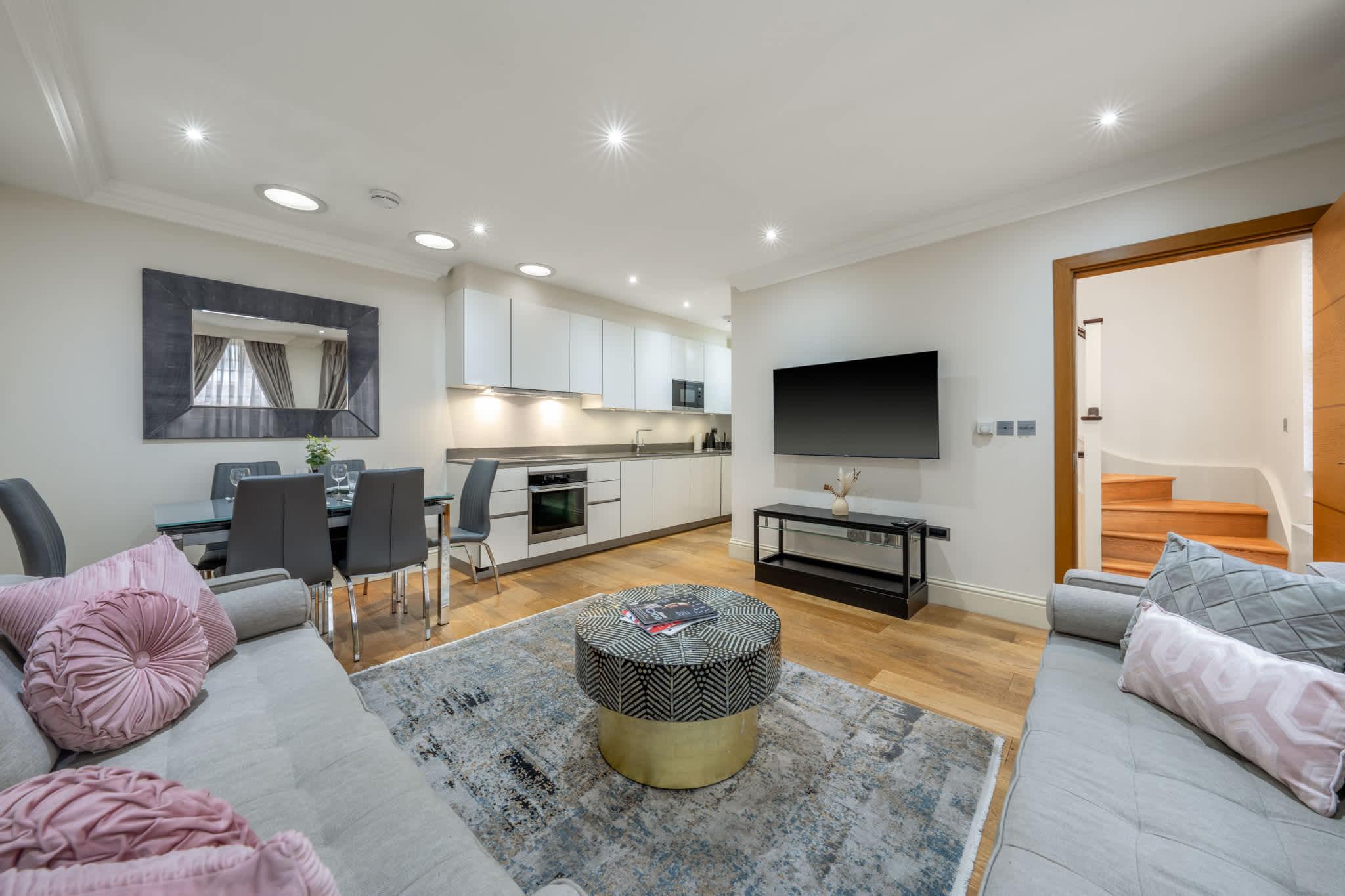 View Tranquille Mayfair House Tranquille Mayfair House serviced apartment - London - VivreStays
