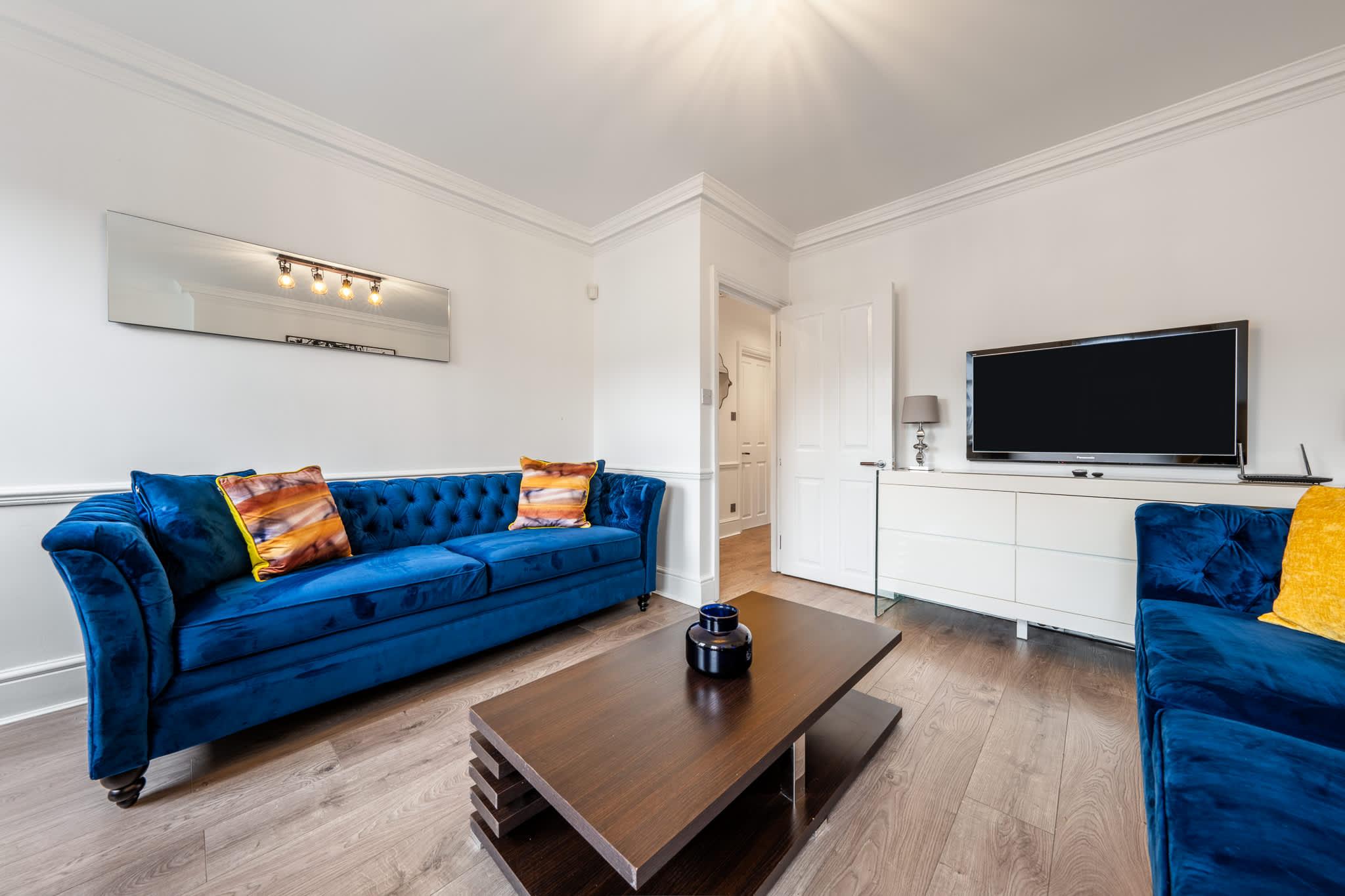 View Modern Two-Bedroom Flat in Mayfair Modern Two-Bedroom Flat in Mayfair serviced apartment - London - VivreStays