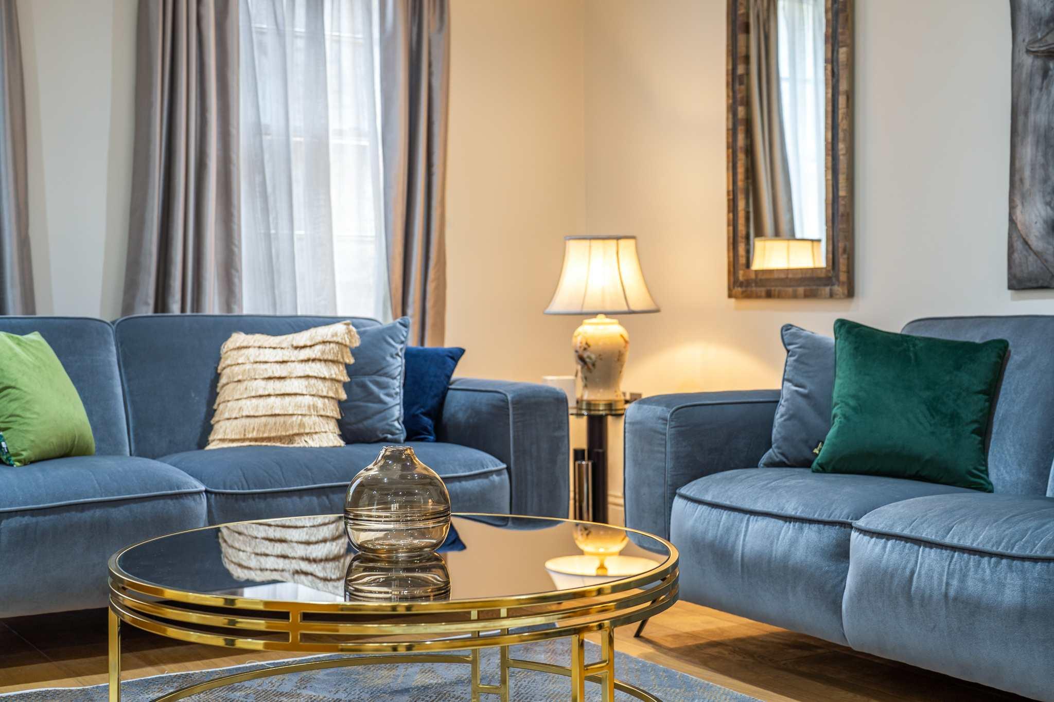 View Luxury Mayfair Town House Luxury Mayfair Town House serviced apartment - London - VivreStays