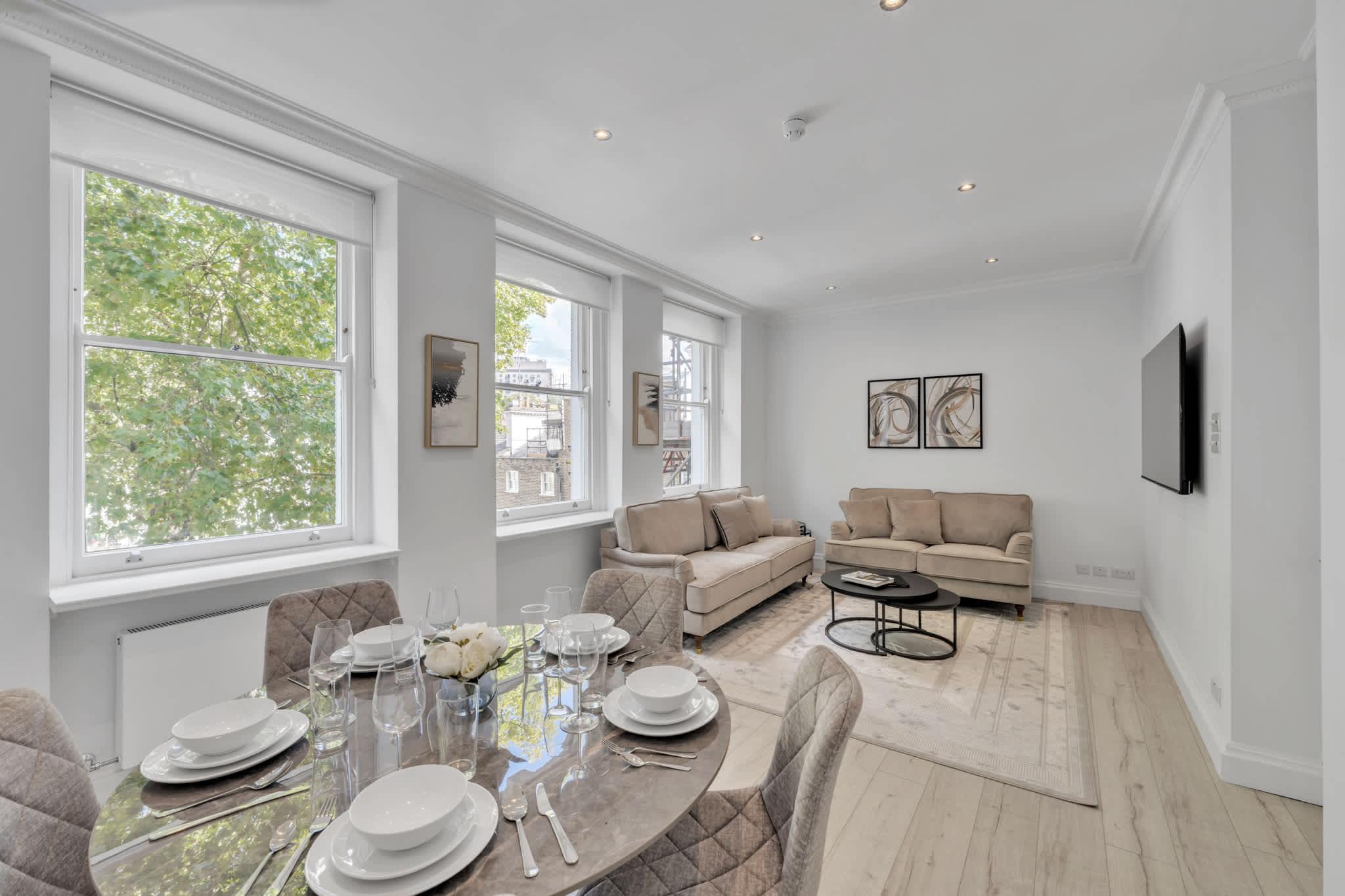 View Luxury 3-Bedroom apartment next to Harrods Luxury 3-Bedroom apartment next to Harrods serviced apartment - London - VivreStays