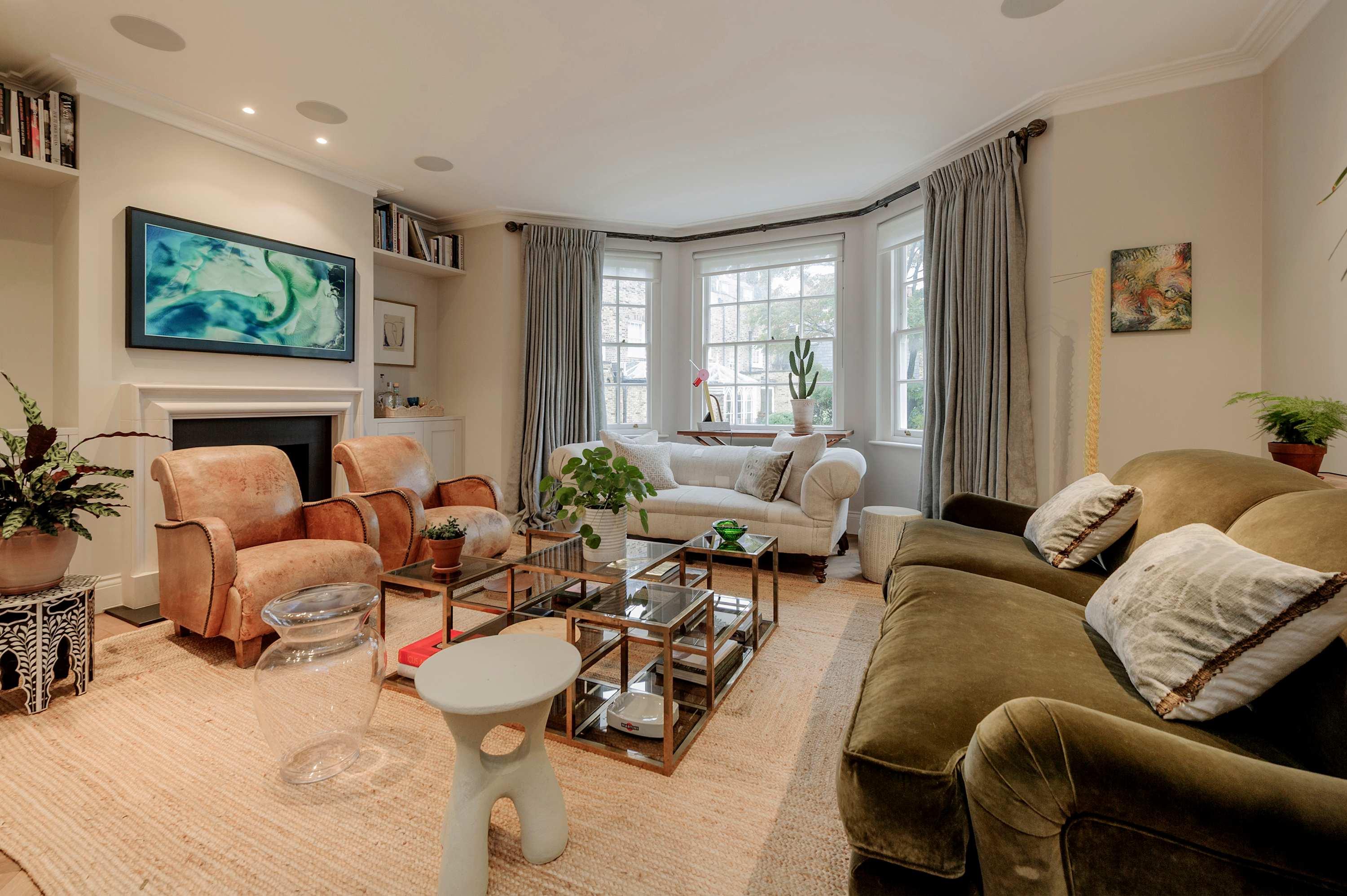View Gorgeous 3 bed House in Sloane Square with Garden Gorgeous 3 bed House in Sloane Square with Garden serviced apartment - London - VivreStays