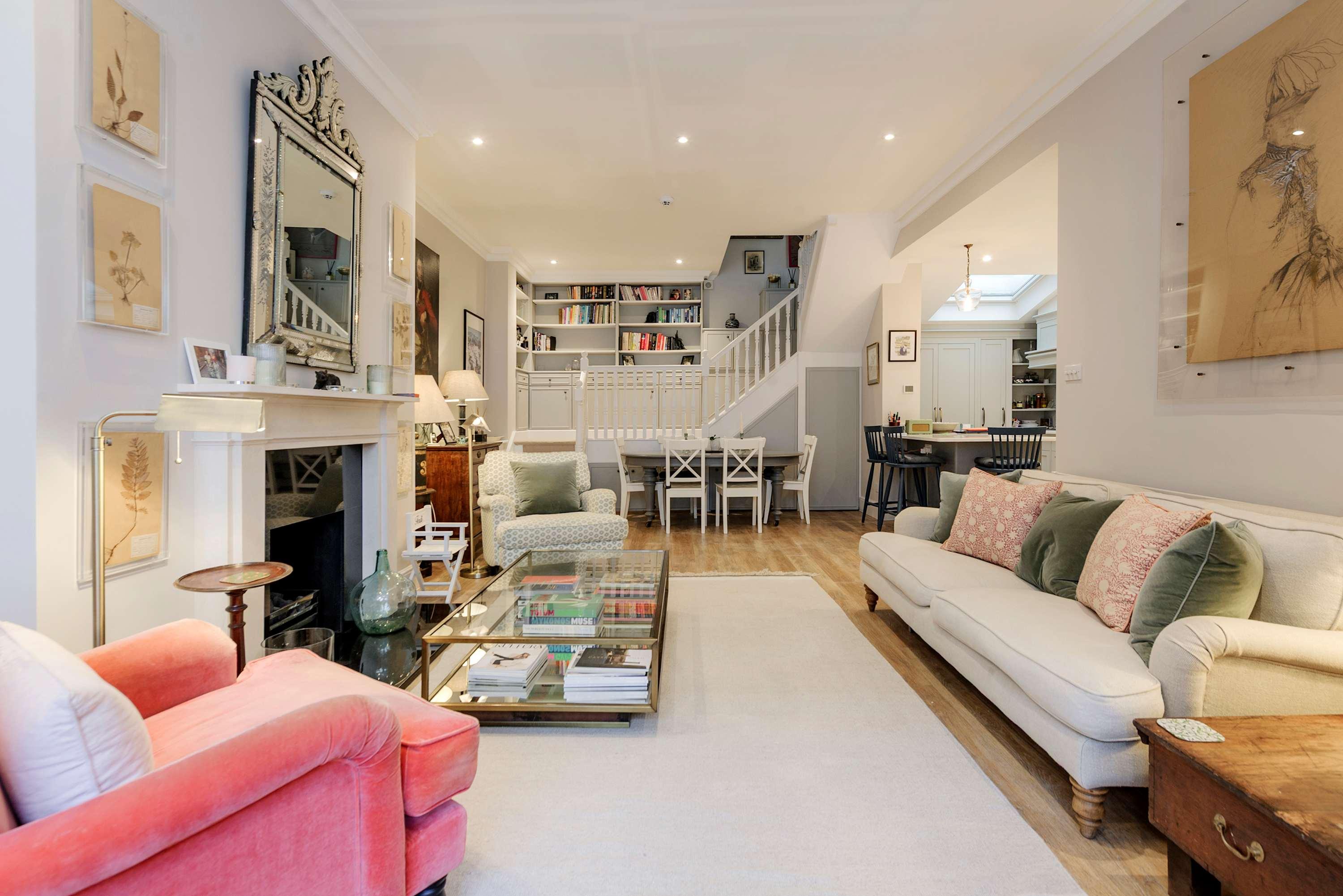 View Divine Mews House - South Kensington Divine Mews House - South Kensington serviced apartment - London - VivreStays