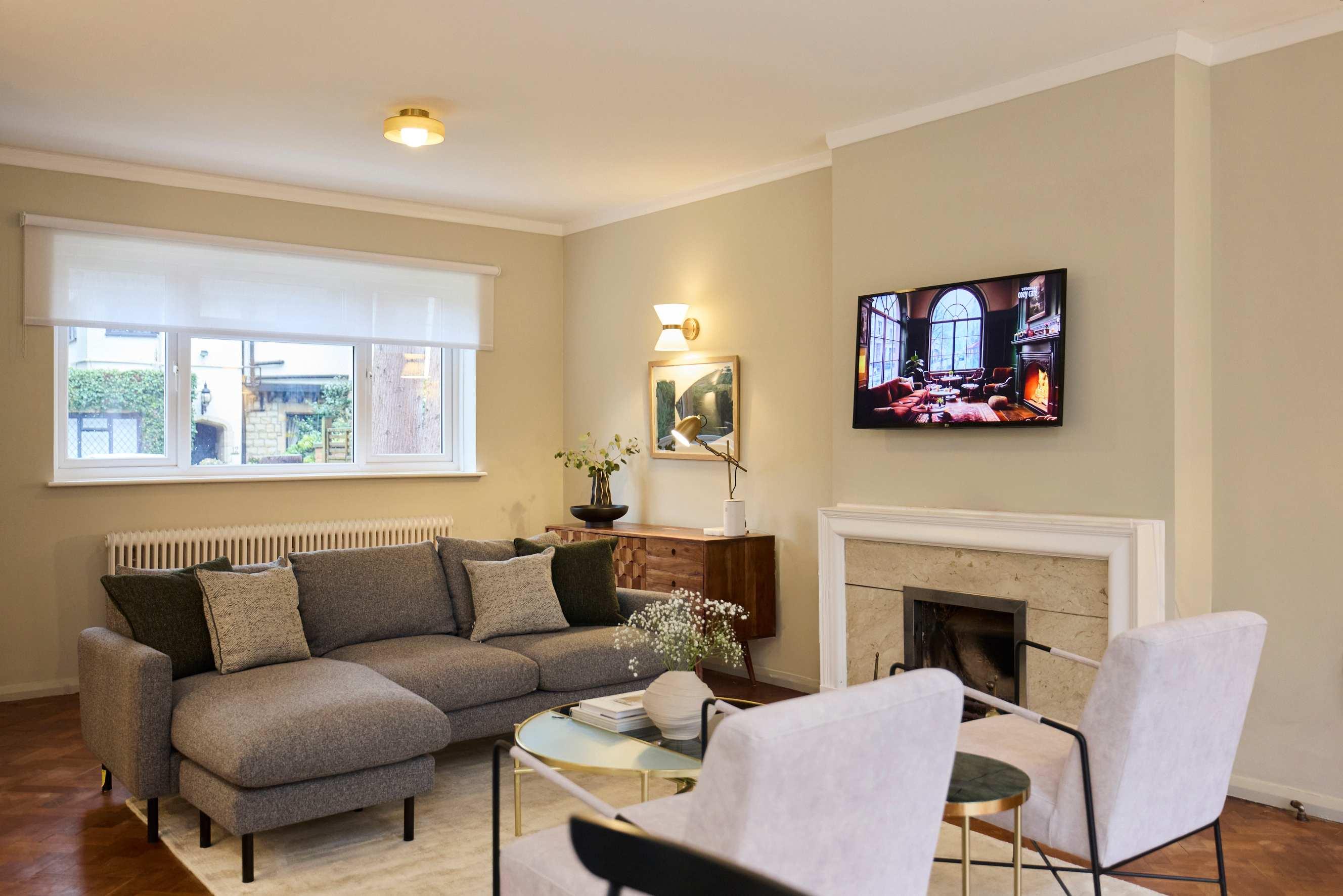 View West of Brick & Bloom West of Brick & Bloom serviced apartment - Kingston-upon-Thames - VivreStays