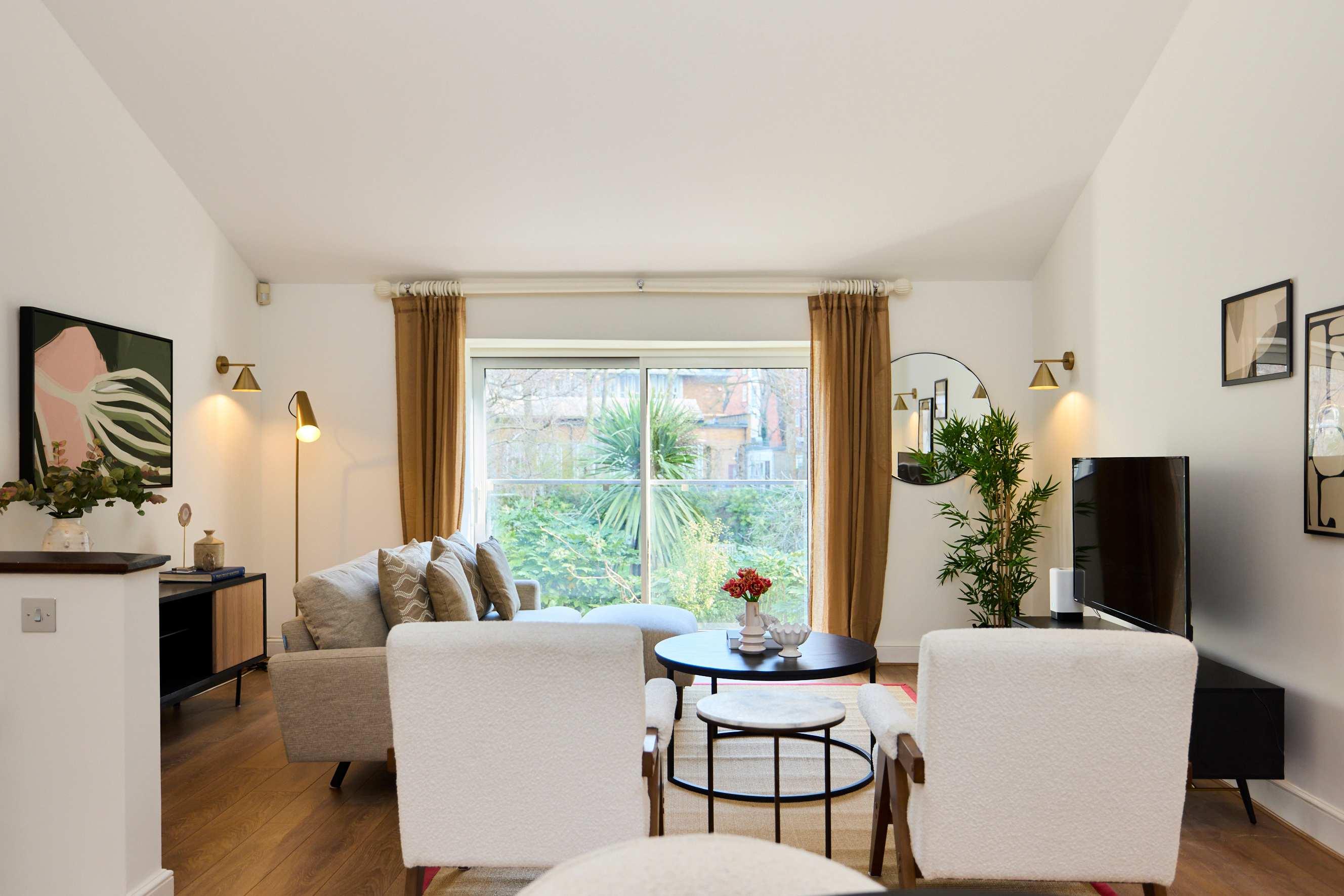 View The Abbey Mews House The Abbey Mews House serviced apartment - London - VivreStays