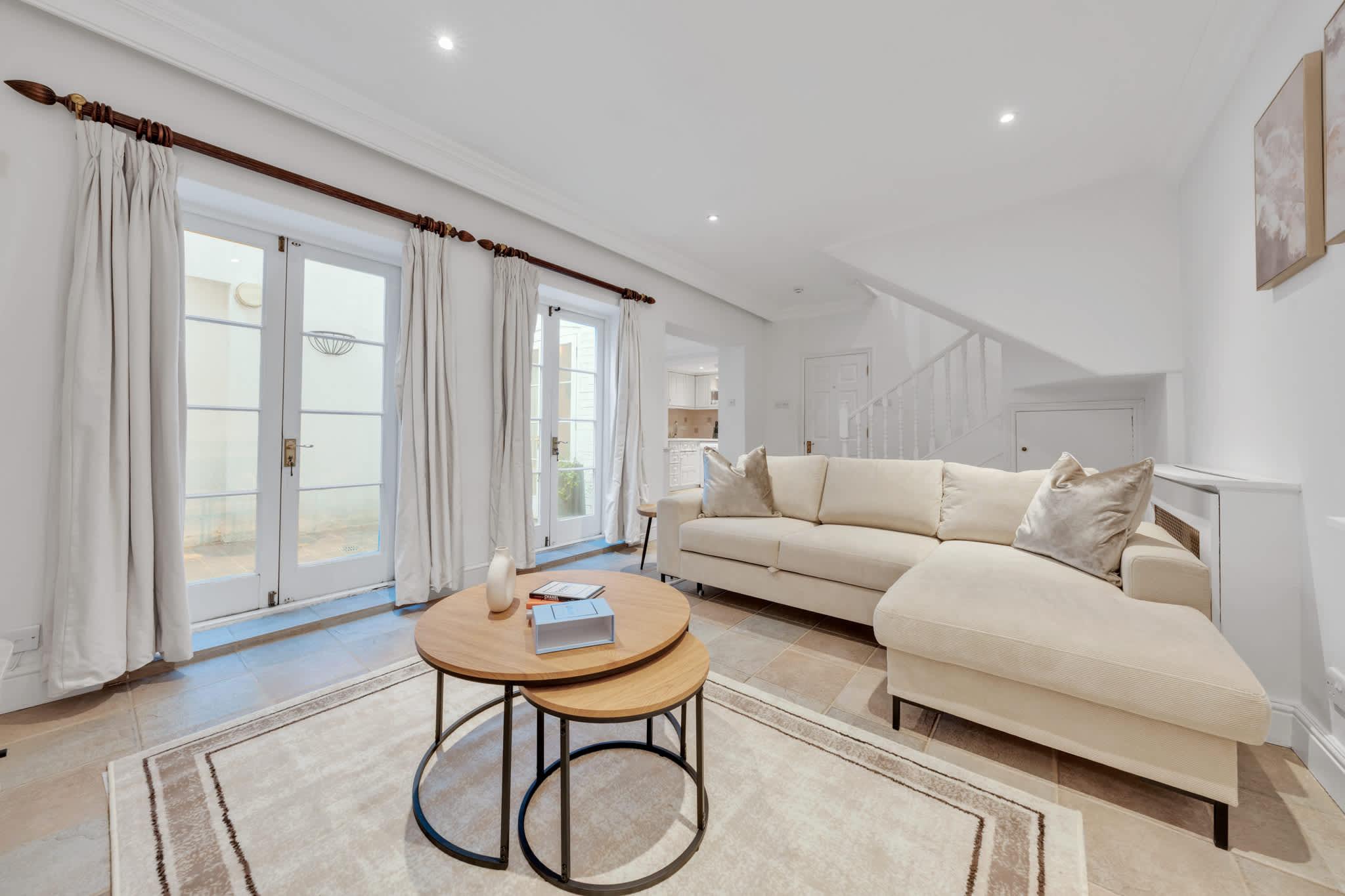 View Modern Split-Level Apartment in Knightsbridge Modern Split-Level Apartment in Knightsbridge serviced apartment - London - VivreStays