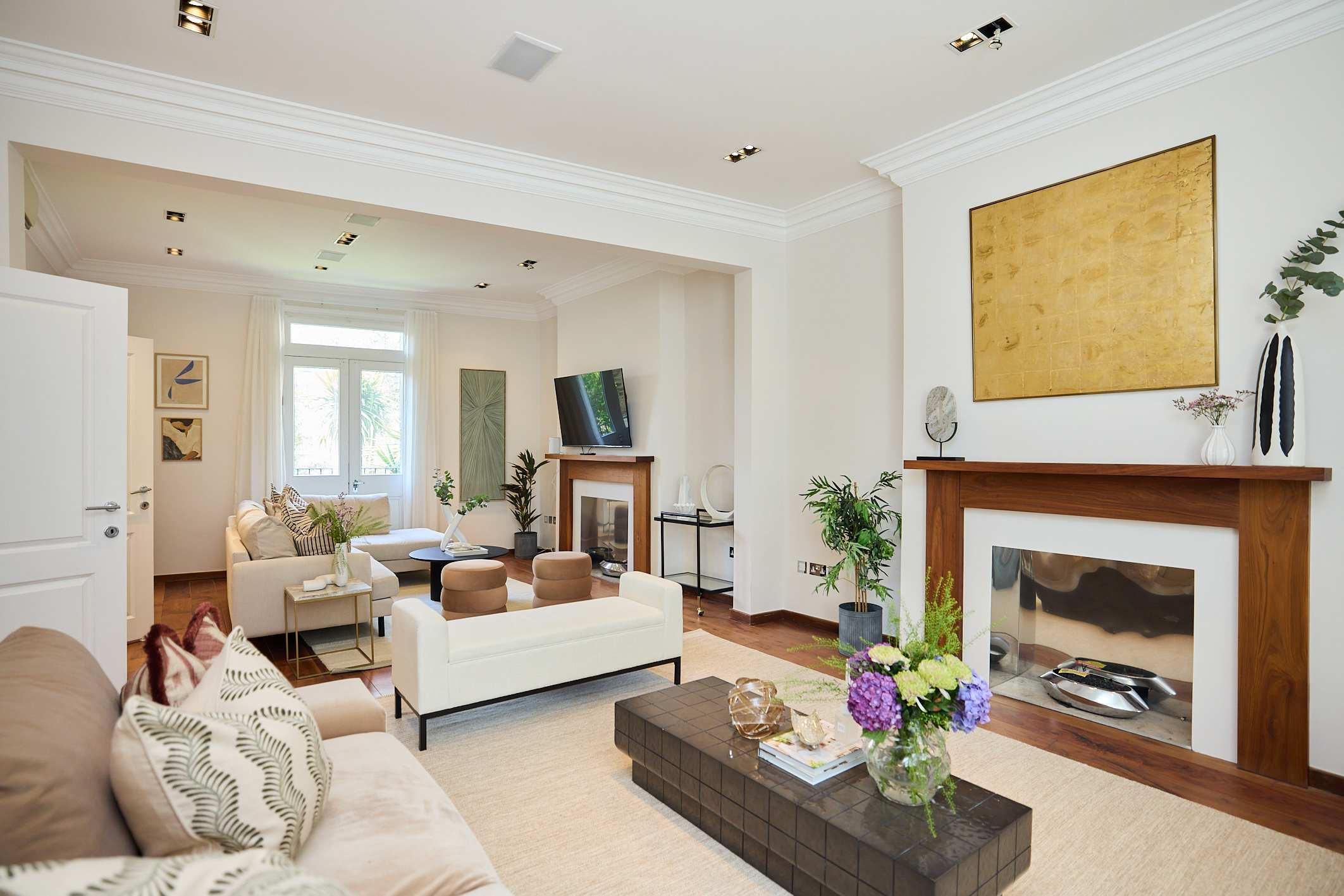 View A Study in Timber & Glass by Abbey Road A Study in Timber & Glass by Abbey Road serviced apartment - London - VivreStays
