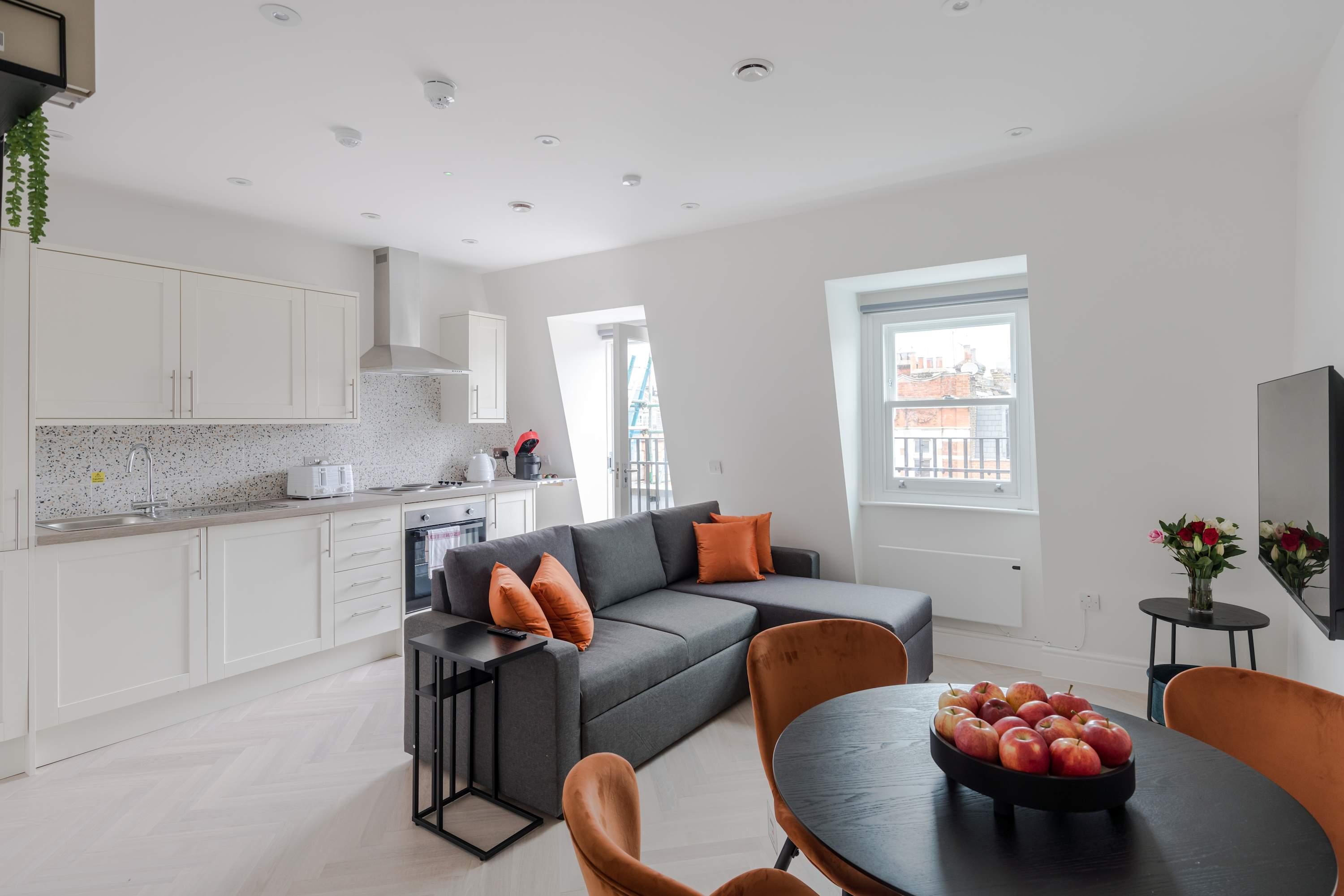 View Top-Floor 1-Bed + Balcony · Fitzrovia · Sleeps 4 Top-Floor 1-Bed + Balcony · Fitzrovia · Sleeps 4 serviced apartment - London - VivreStays