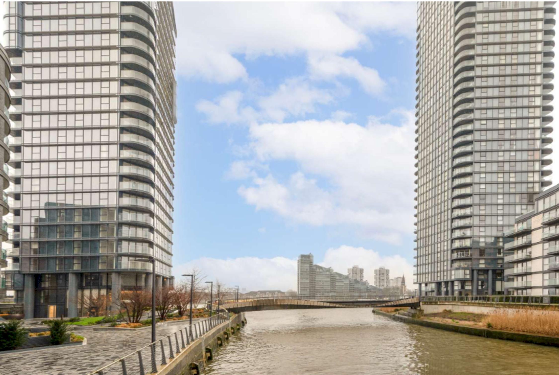 View Chelsea Island Four Bedroom Penthouse with Infinite Impressions Chelsea Island Four Bedroom Penthouse with Infinite Impressions serviced apartment - London - VivreStays